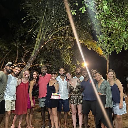 Hangover Hostels Arugam Bay Esterno foto