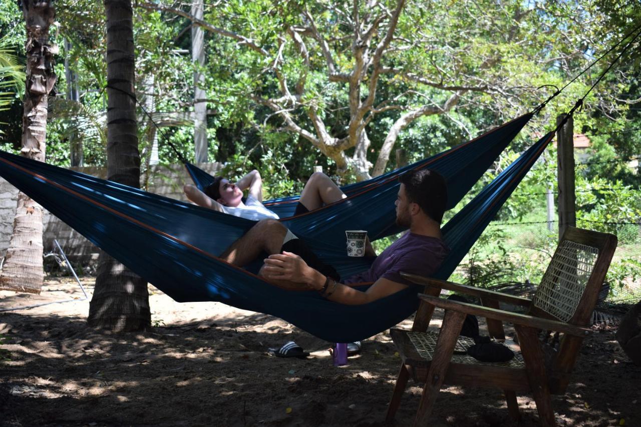 Hangover Hostels Arugam Bay Esterno foto