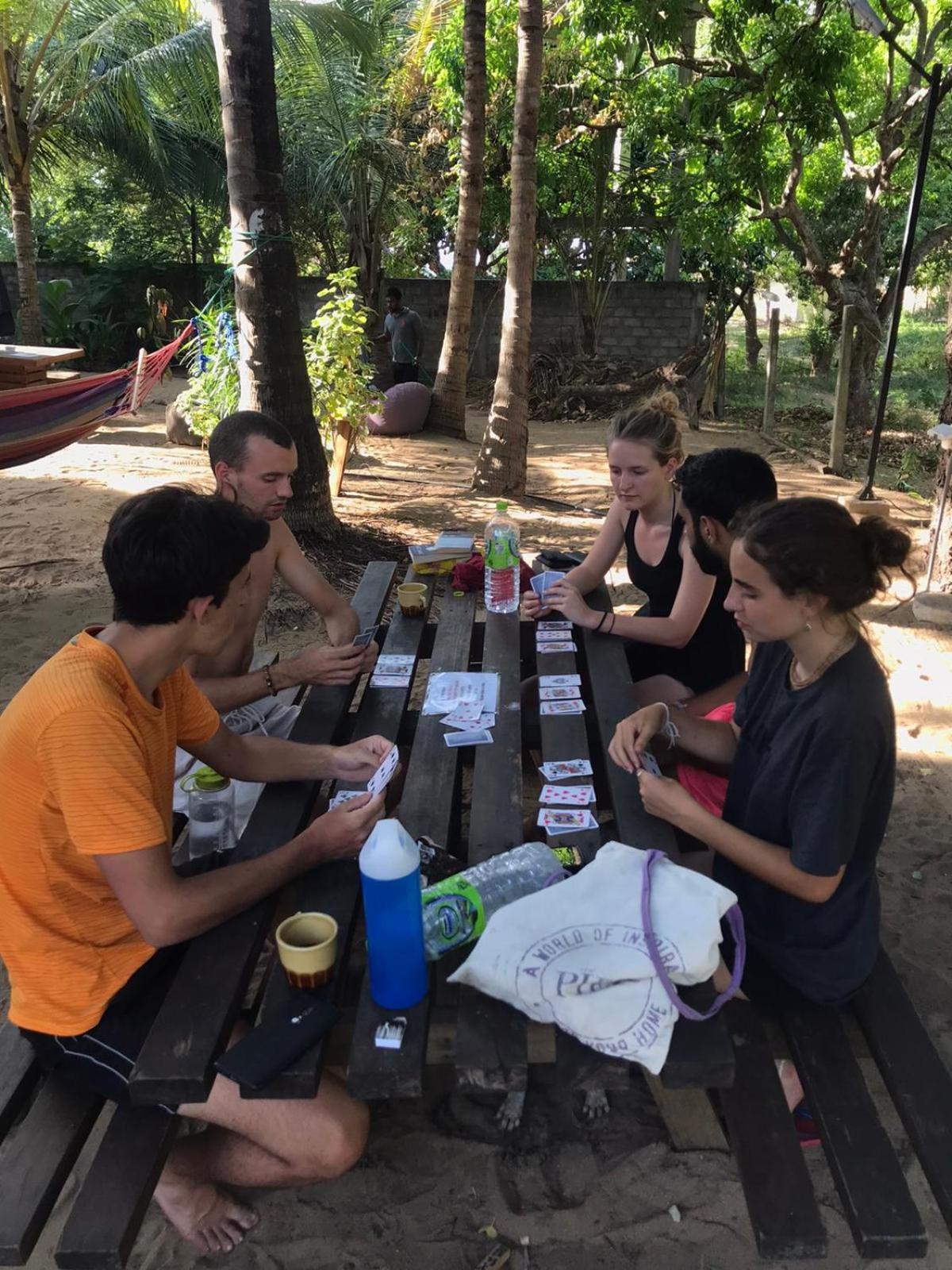 Hangover Hostels Arugam Bay Esterno foto