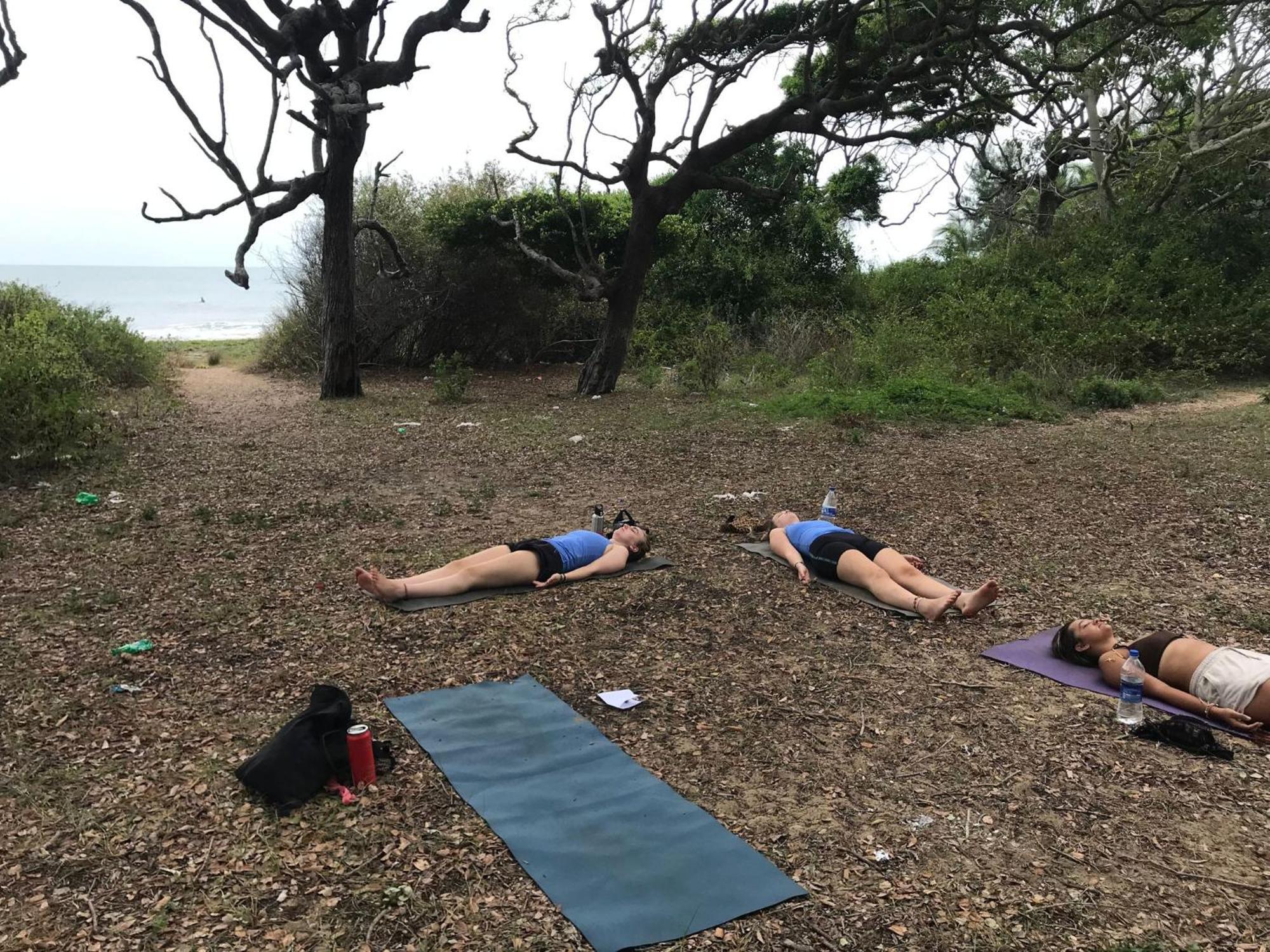 Hangover Hostels Arugam Bay Esterno foto
